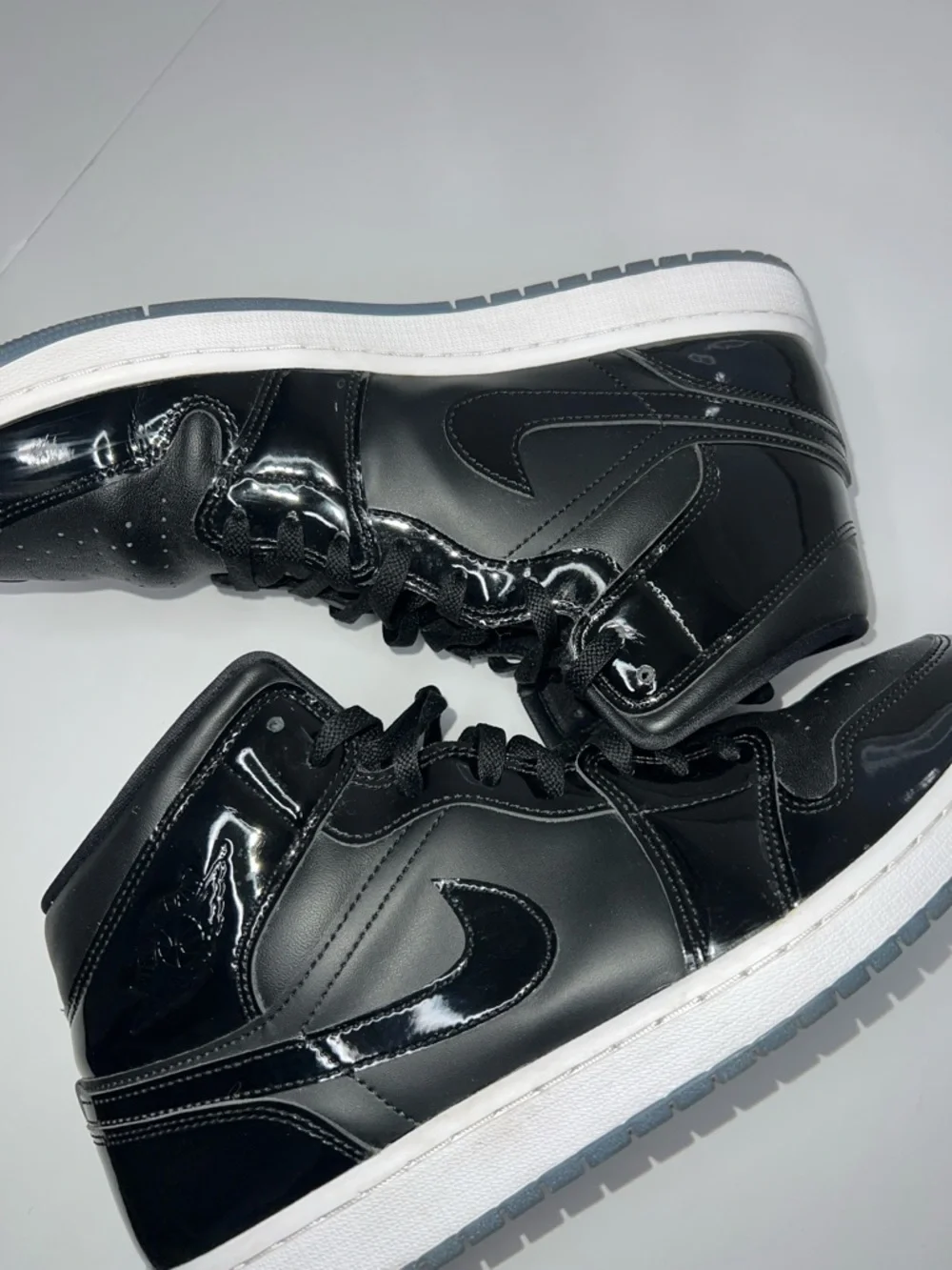 Air Jordan 1 Mid Black Patent Leather Sneakers  Men's size 13